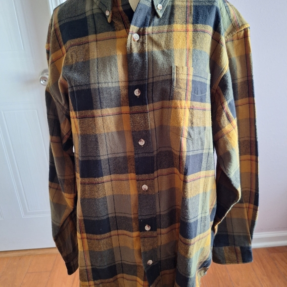 RED HEAD MENS FLANNEL - Picture 11 of 16